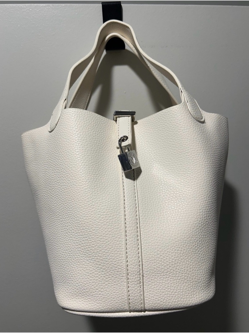 Valentino Orlandi White Leather Bucket Bag with Silver Lock
